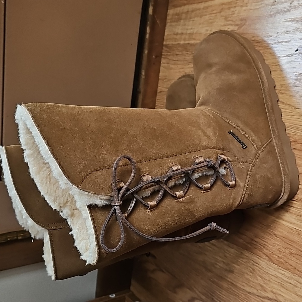 Bearpaw Rita Wide Tall Boot - Picture 2 of 12